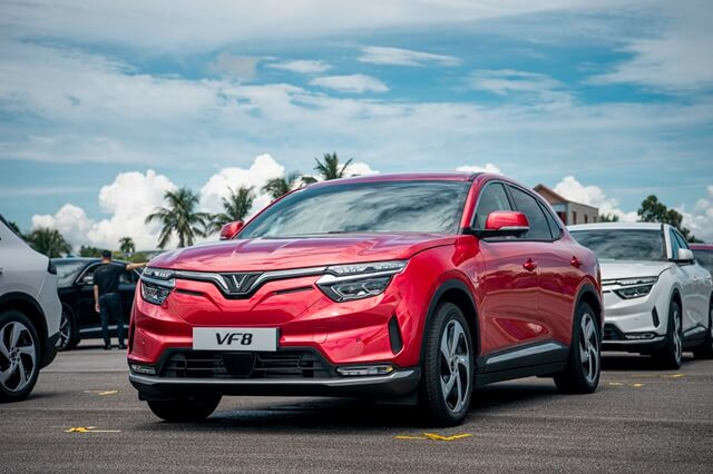 Vinfast-VF8