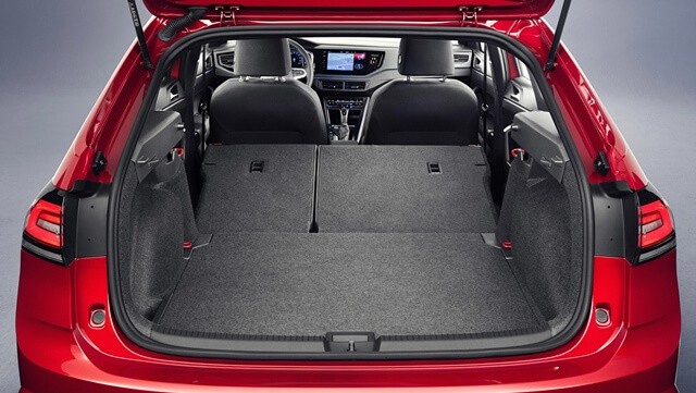 Volkswagen-Taigo-khoang-hanh-ly-khi-gap-hang-ghe-thu-2