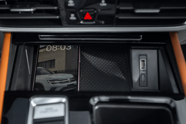 Volkswagen-Teramont-President-sac-khong-day