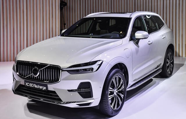 Volvo-xc60-charge-out-of-that-giaxeoto