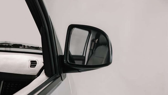 Wuling-Brilliance-Van-guong-chieu-hau