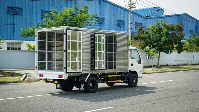 Xe-tai-Vinh-Phat-NK-490-hong-xe