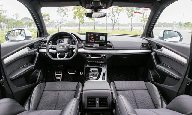 audi-q5-khoang-lai
