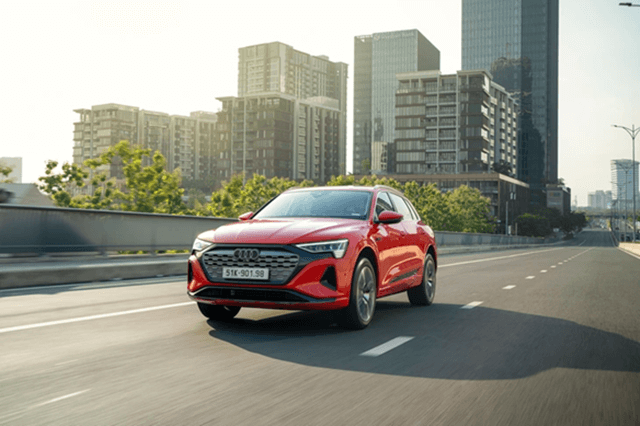 audi-q8-e-tron-van-hanh