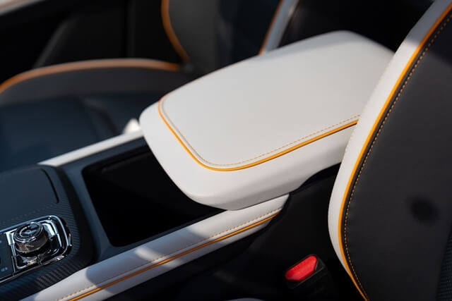 be-trung-tam-xe-ford-territory-sport