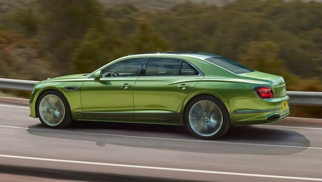 bentley-flying-spur-2025-dung-dong-co-v8-hybrid