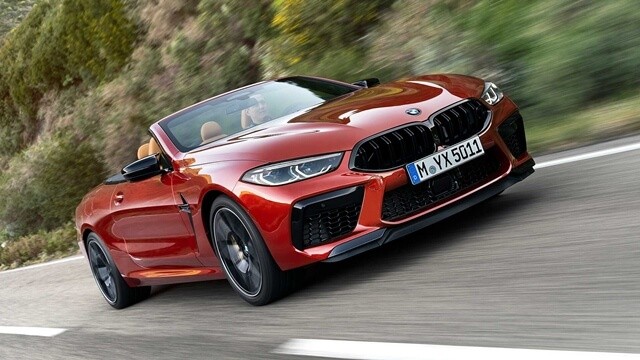 gia xe bmw m8