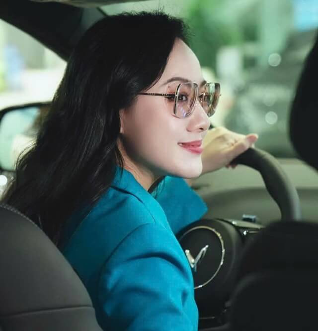 btv-hoai-anh-mua-xe-vf8