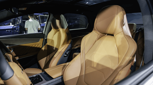 byd-han-ghe-ngoi-khoang-lai.