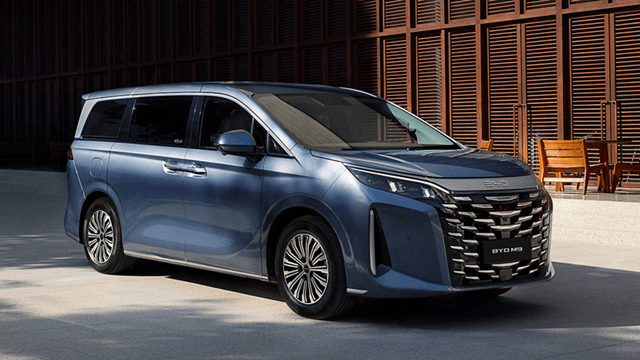 byd-m9-gia-xe