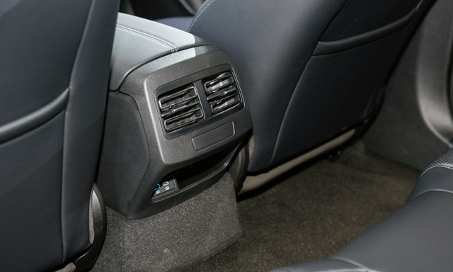 byd-seal-5-cua-gio-dieu-hoa-khoang-hanh-khach