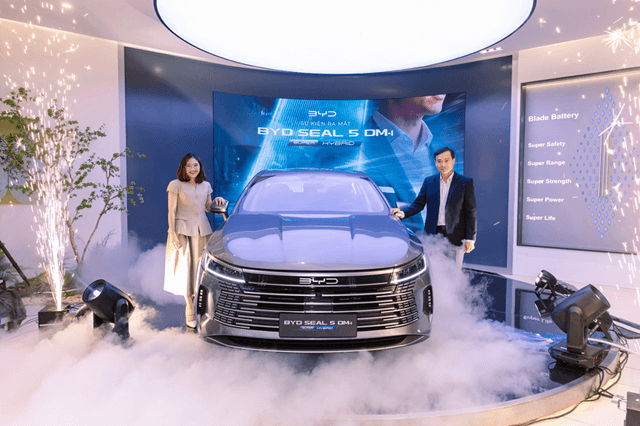 byd-seal-5-ra-mat-tai-viet-nam