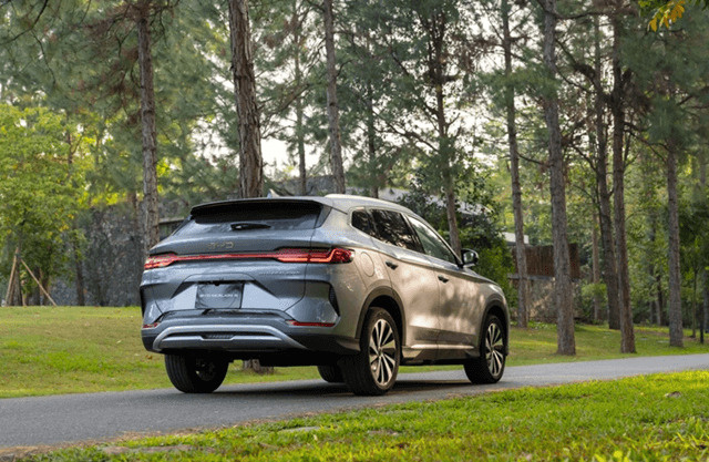 byd-sealion-6-hong-xe