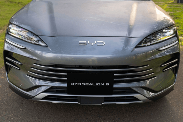 byd-sealion-6-luoi-tan-nhiet