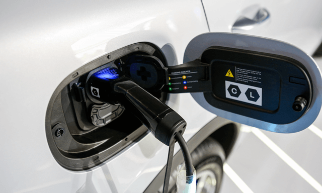 byd-sealion-8-can-canh-cong-sac-pin