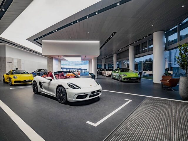 cac-dong-xe-tai-showroom-porsche-sai-gon