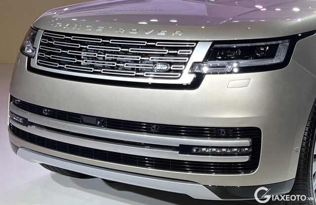 calang-xe-range-rover-2023