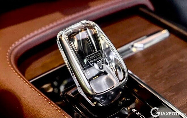 can-so-pha-le-xe-volvo-xc90-T0-Recharge-2024