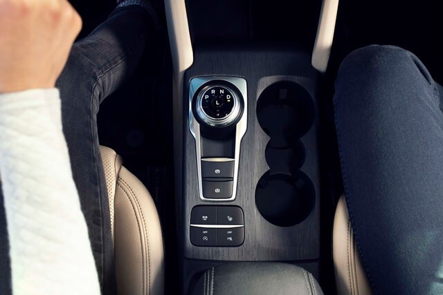 can-so-xe-ford-escape