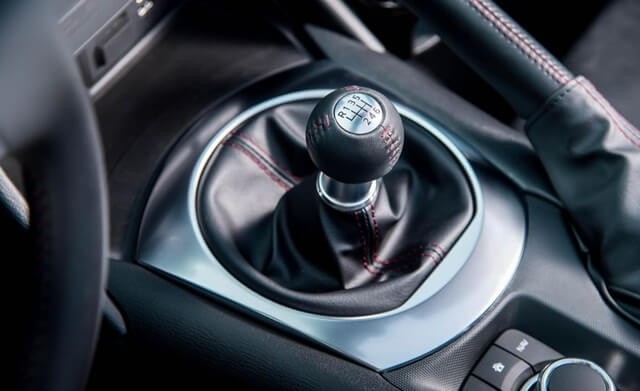 can-so-xe-mazda-mx-5-miata