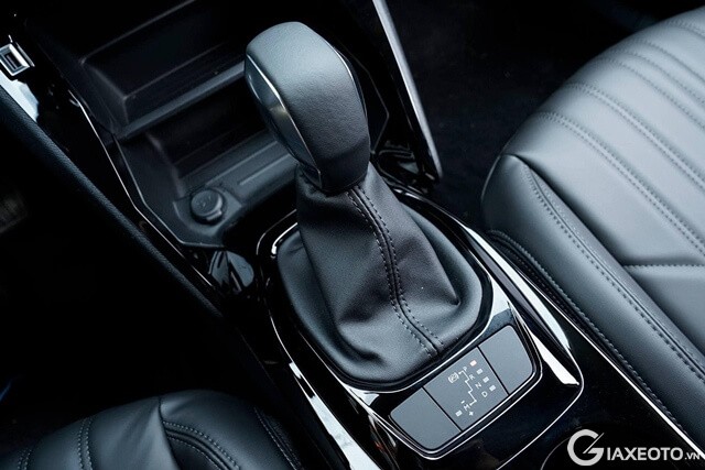 can-so-xe-peugeot-2008-2023