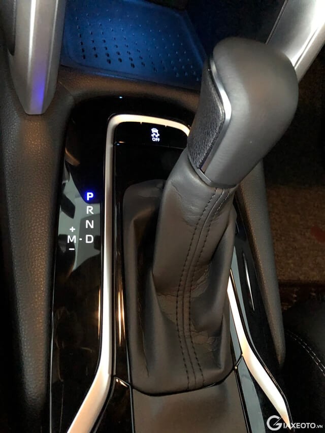 can-so-xe-toyota-corolla-cross-2020