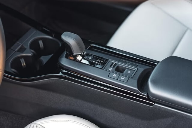 can-so-xe-toyota-prius