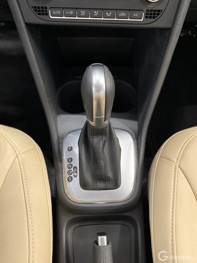 can-so-xe-volkswagen-polo