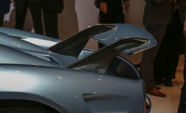 canh-gio-xe-koenigsegg-regera