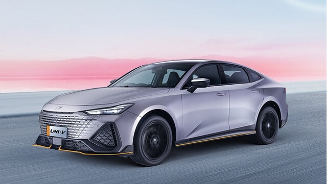 changan-uni-v-facelift-ra-mat