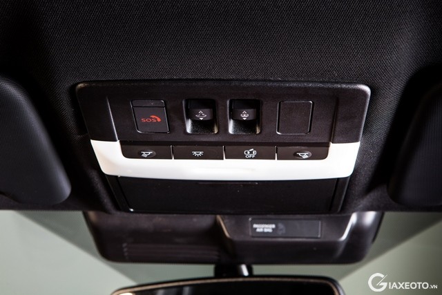 che-do-sos-xe-Mitsubishi-Outlander-2024