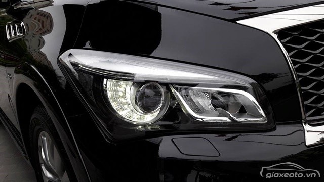 chi-tiet-den-pha-xe-infiniti-qx80-mau-den
