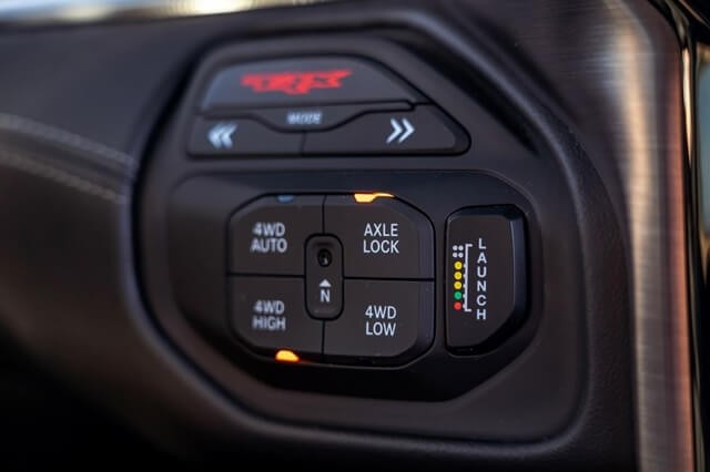 chon-che-do-lai-xe-ram-1500-trx