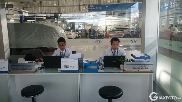 co-van-dich-vu-hyundai-da-lat