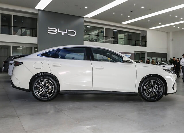 cong-nghe-xe-byd-seal-06-dm-i