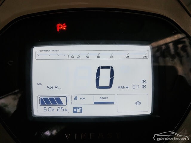 cong-to-met-xe-vinfast-klara