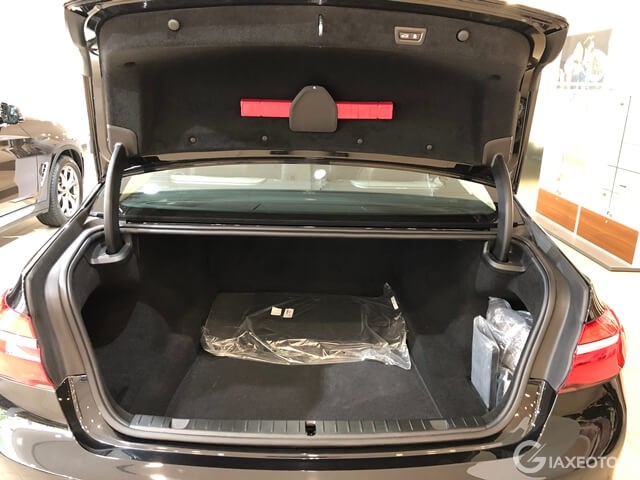 cop-sau-xe-bmw-730li