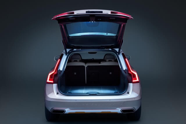 cop-xe-Volvo-V90
