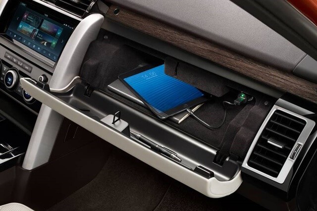 cop-xe-land-rover-discovery