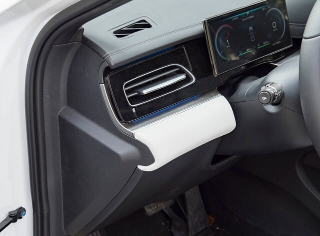 cua-gio-xe-byd-seal-06-dm-i