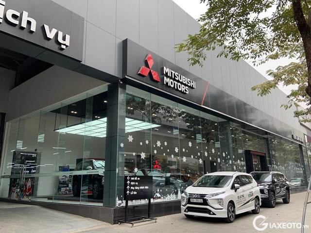 dai-ly-mitsubishi-pham-van-dong