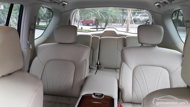 danh-gia-noi-that-infiniti-qx80-mau-den