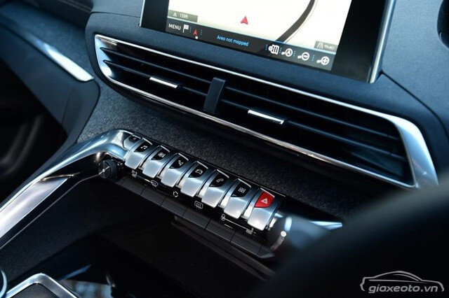 danh-gia-peugeot-3008-ve-noi-that