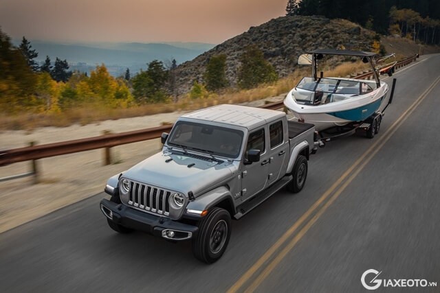 danh-gia-xe-jeep-gladiator