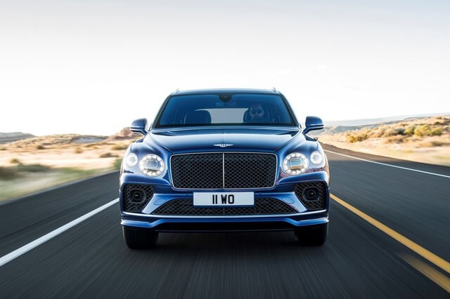 Bentley Bentayga giá lăn bánh 82023 TSKT đánh giá chi tiết