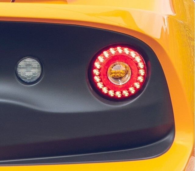 den-hau-xe-Lotus-Exige-Sport-390