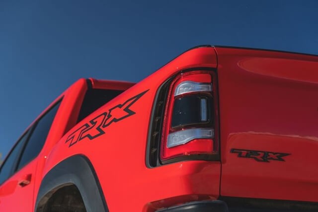 den-hau-xe-ram-1500-trx