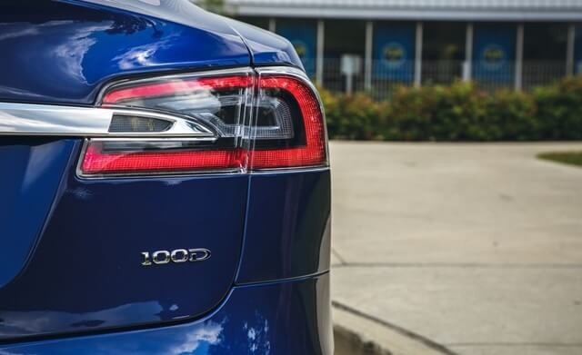 den-hau-xe-tesla-model-s-100d