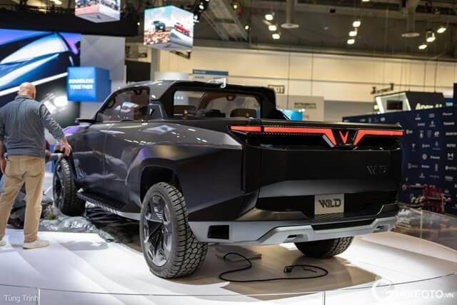 den-hau-xe-vinfast-vf-wild
