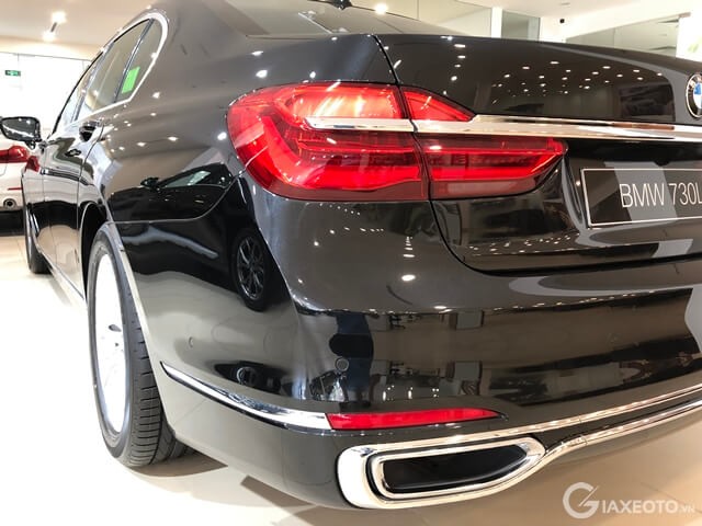 den-sau-xe-bmw-730li